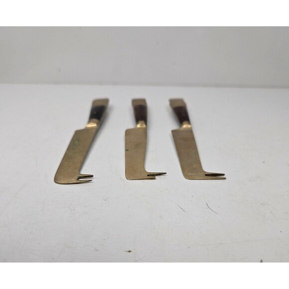 3 Vintage Pronged Cheese Knives Buddha Bronze Brass Rosewood Siam Thailand 6” - Picture 6 of 7